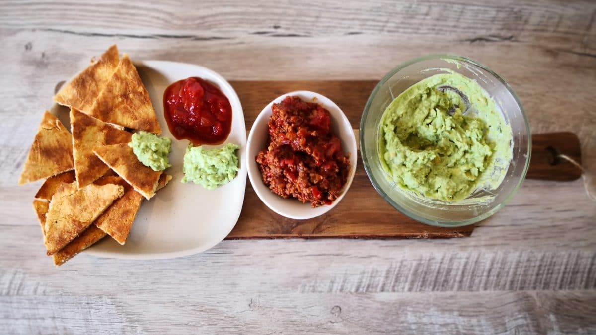 Fathead nachos med oksekød og valgfri salat