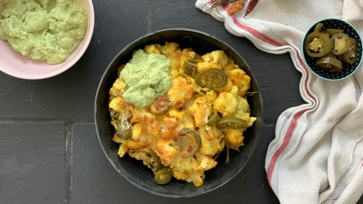 Blomkålsnachos med guacamole
