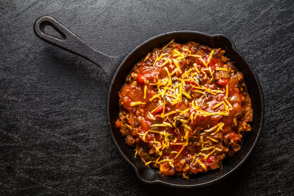 LCHF / Keto Bønneløs chili con carne med salami Ketoliv