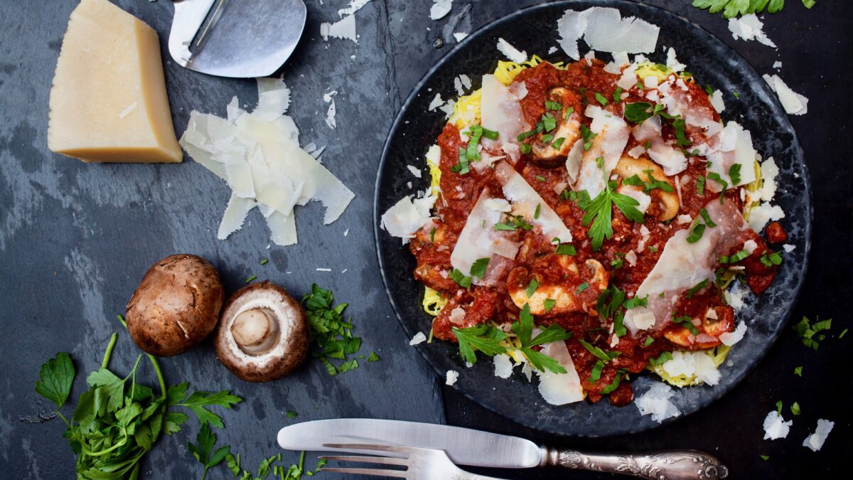 Spagettisquash med kalkun-bolognese