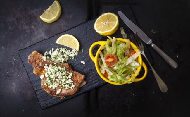 ketoliv-Lækker skineschnitzel med feta og spidskål-overview