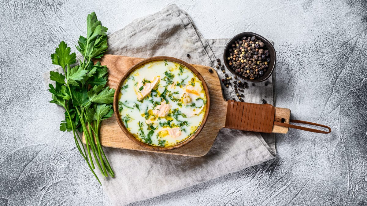 Keto curry med laks i kokosmælk