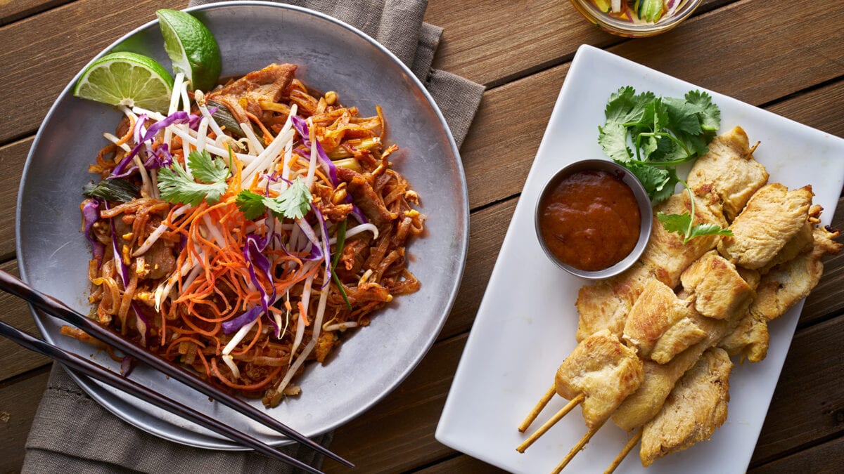Pad thai Keto aftensmad med kyllingespyd